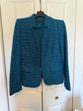 Talbots tab collar blazer. Size 8. Beautiful teal color